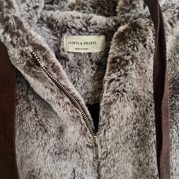 Saints & Hearts Faux Chinchilla Jacket. Super warm - Picture 4 of 6